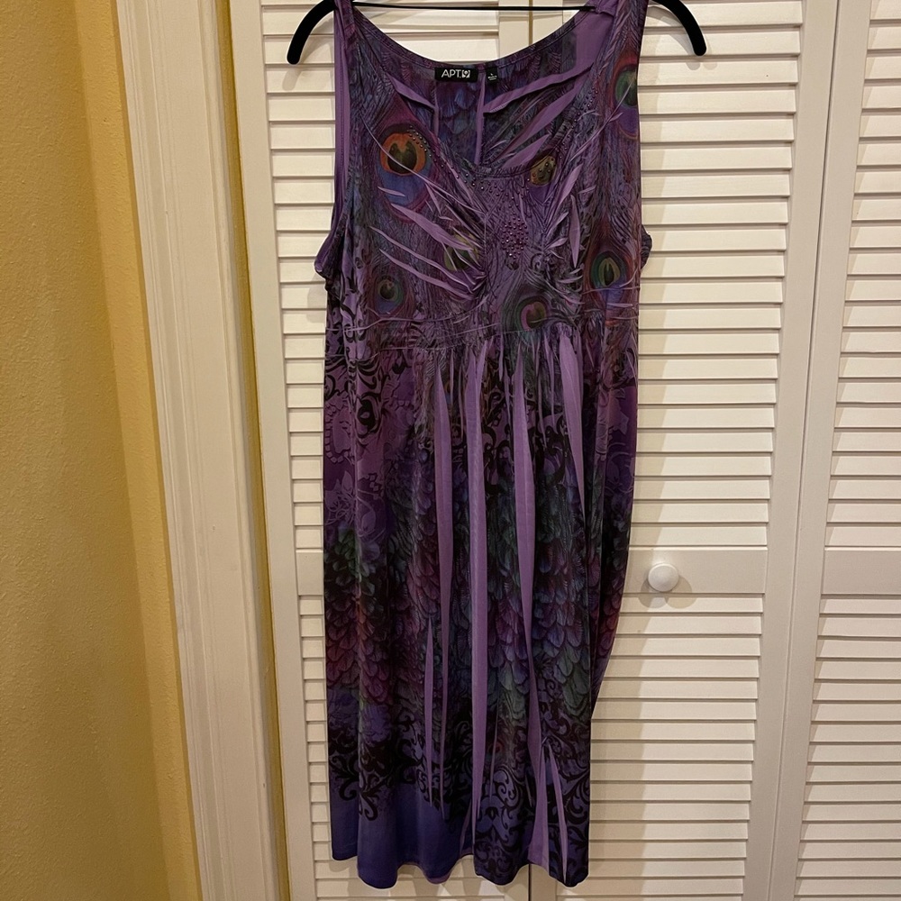 Apt.9 L midi dress. Purples.